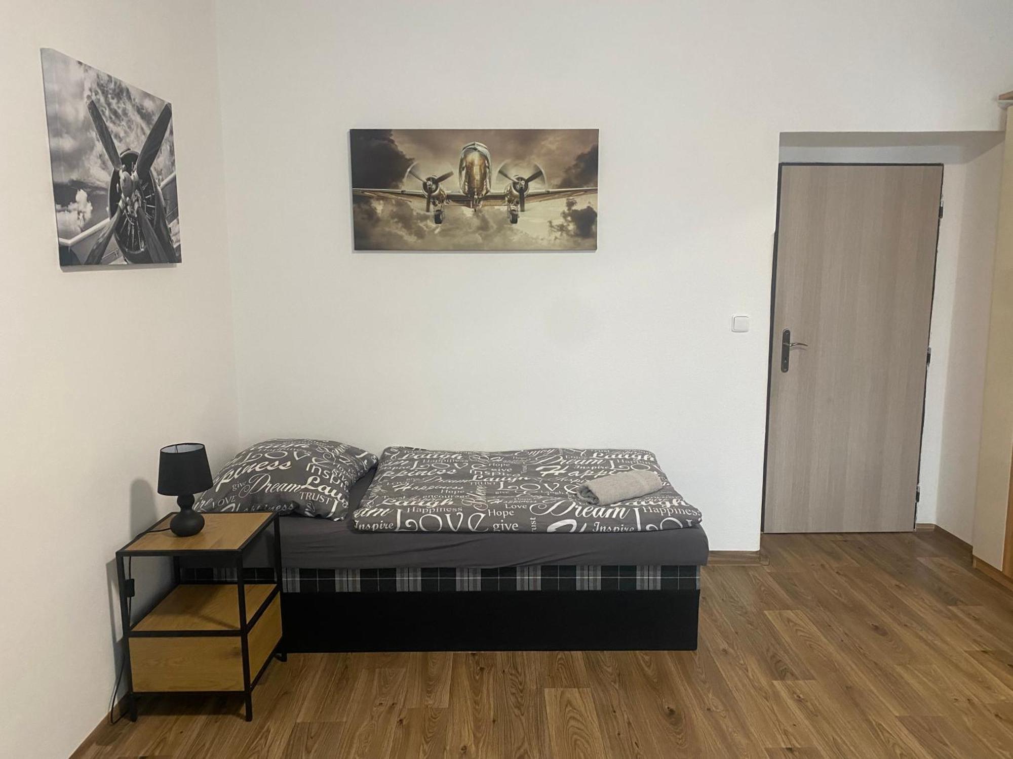 Cerna Ruze - Apartman 3 بلزن المظهر الخارجي الصورة